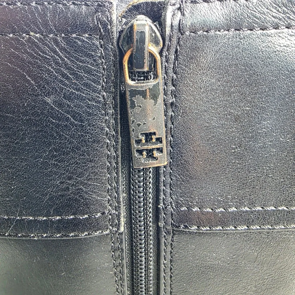 Tory Burch Riding Boots Black Leather Gold Stirrup Logo Heel Hardware Women 8.5